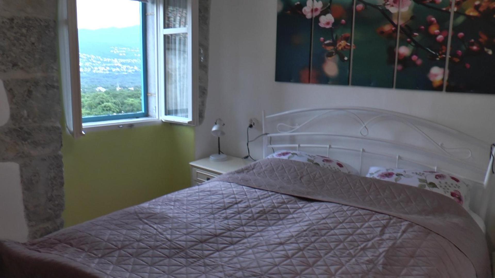 Apartmani Nad Voltun كاستاف المظهر الخارجي الصورة